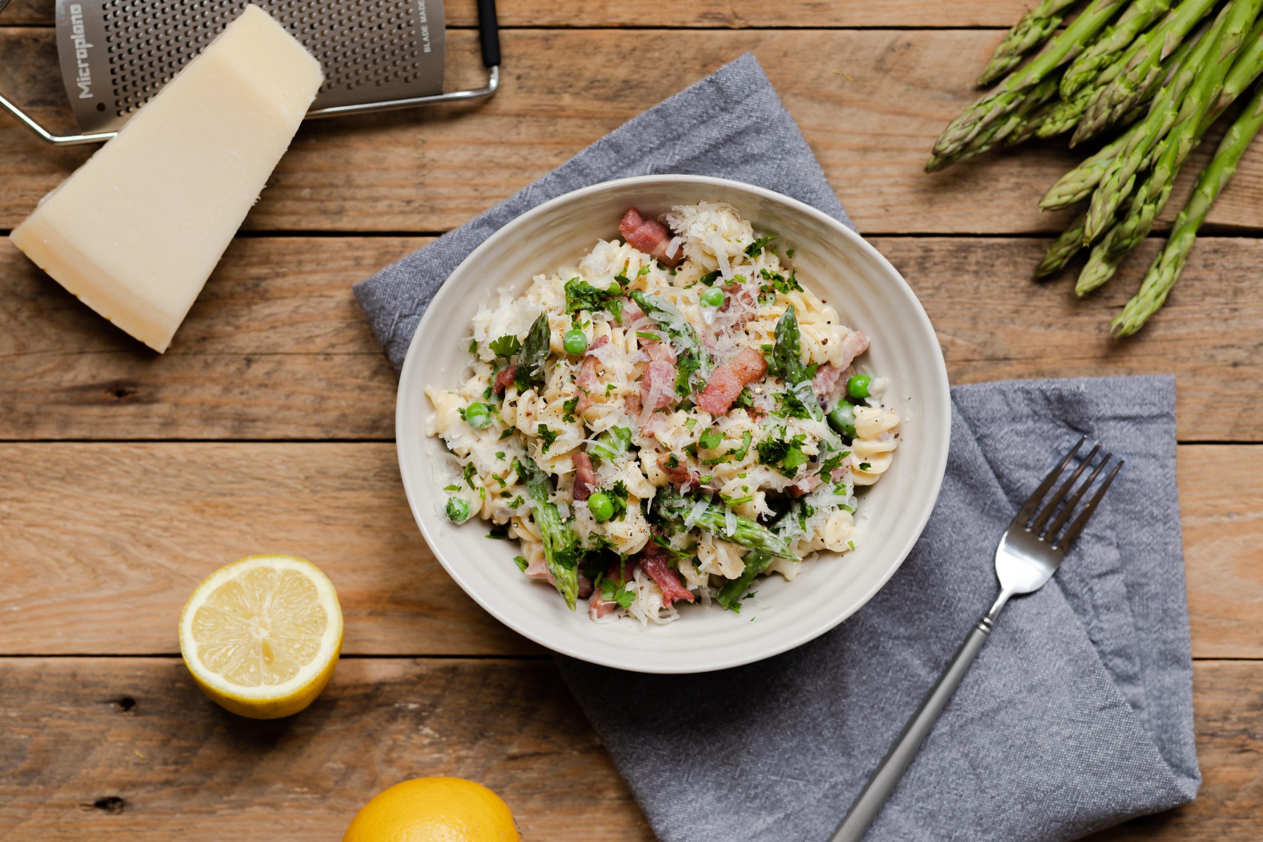 Creamy Asparagus and Pancetta Pasta
